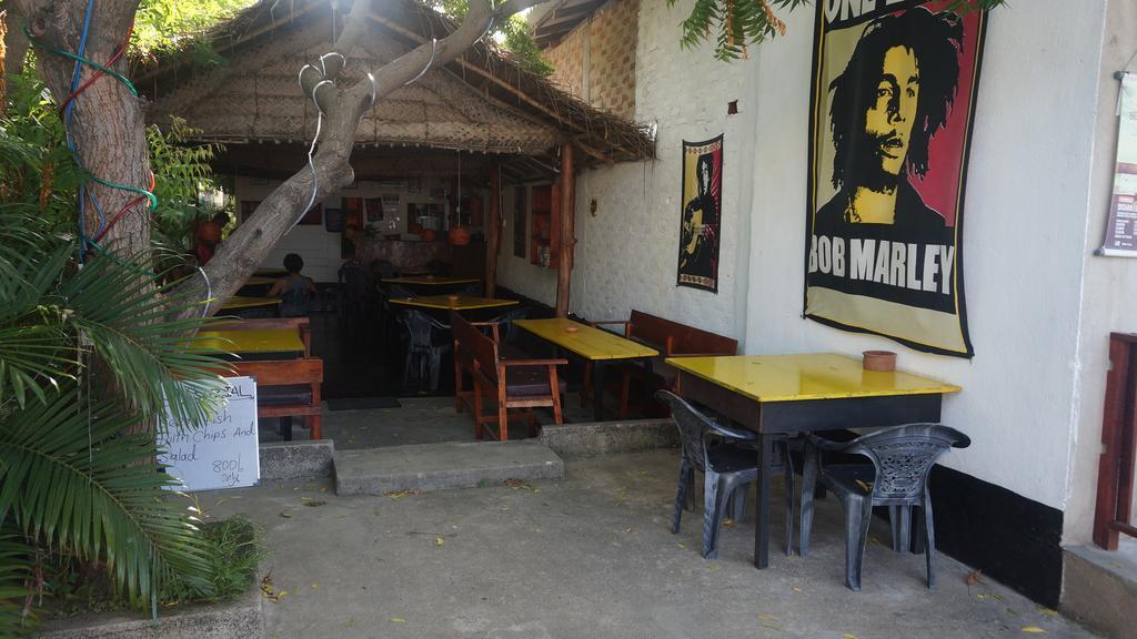 Zimbay Guest House Arugam Bay Exterior photo